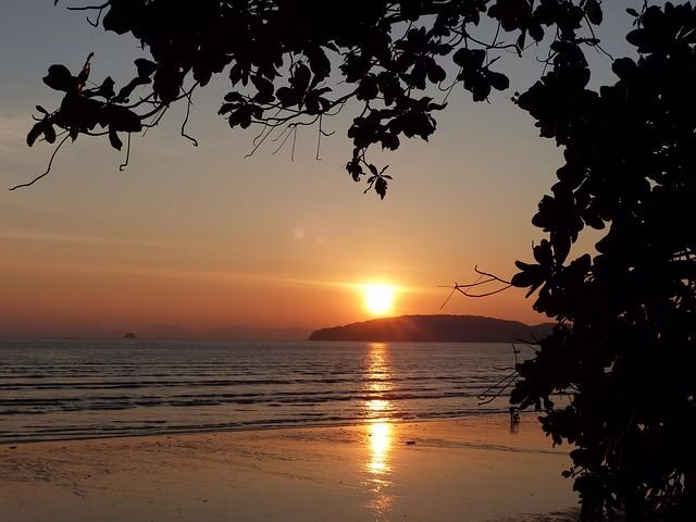 spiaggia di ao manao, thailandia